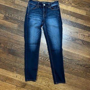 AE High-Rise Jeggings